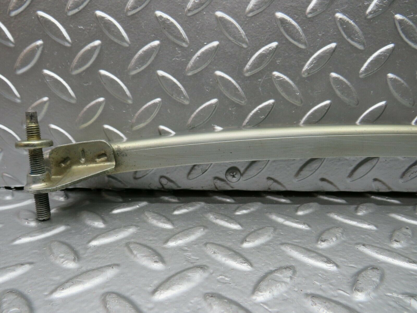 22535 Mercedes-Benz C124 E220 Coupe Left Door Window Channel