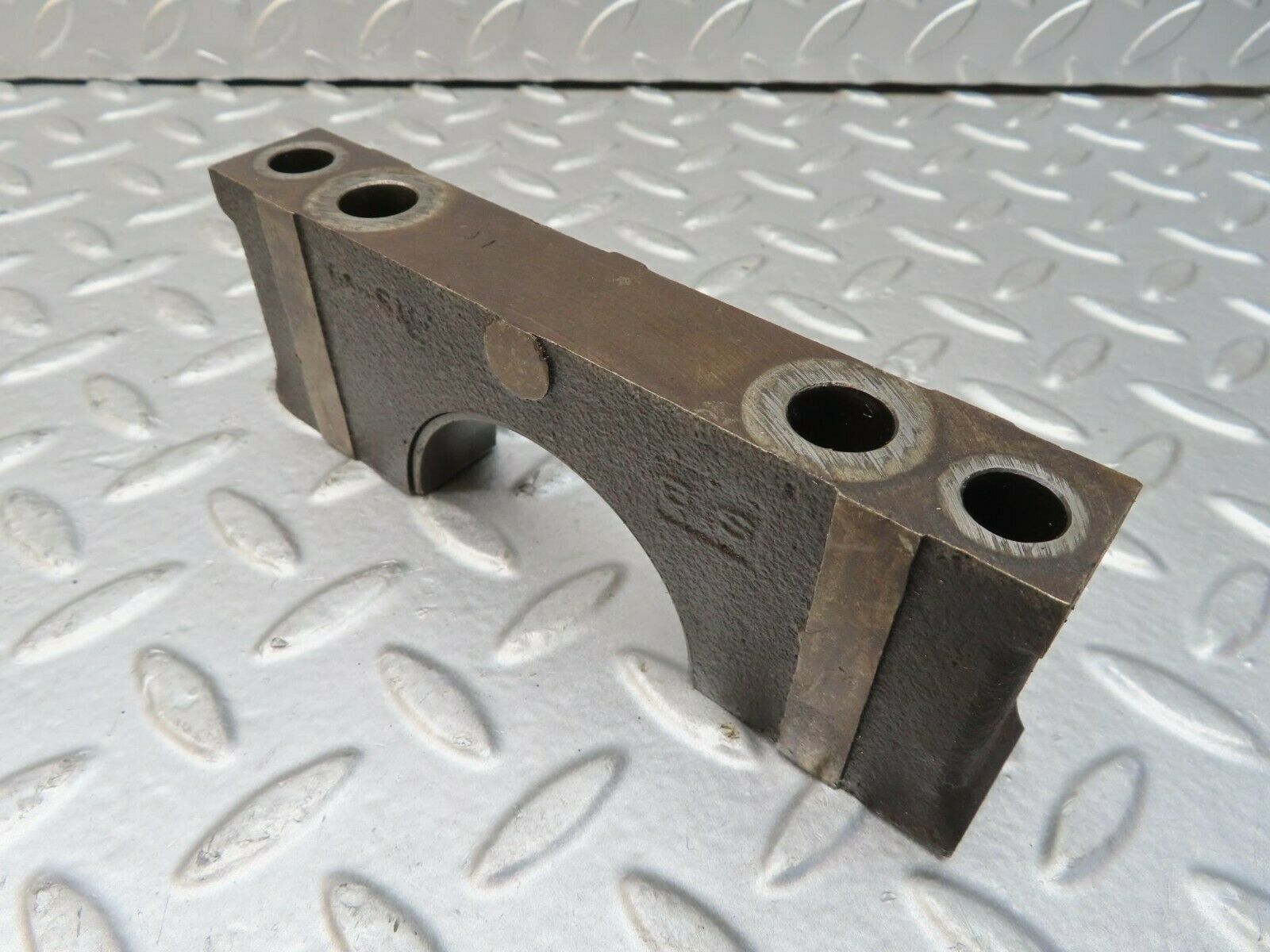 15704 Mercedes-Benz R107 450SL Crankshaft Bearing Holder Block 1160110313