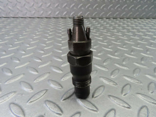 W116 fuel injector used OEM