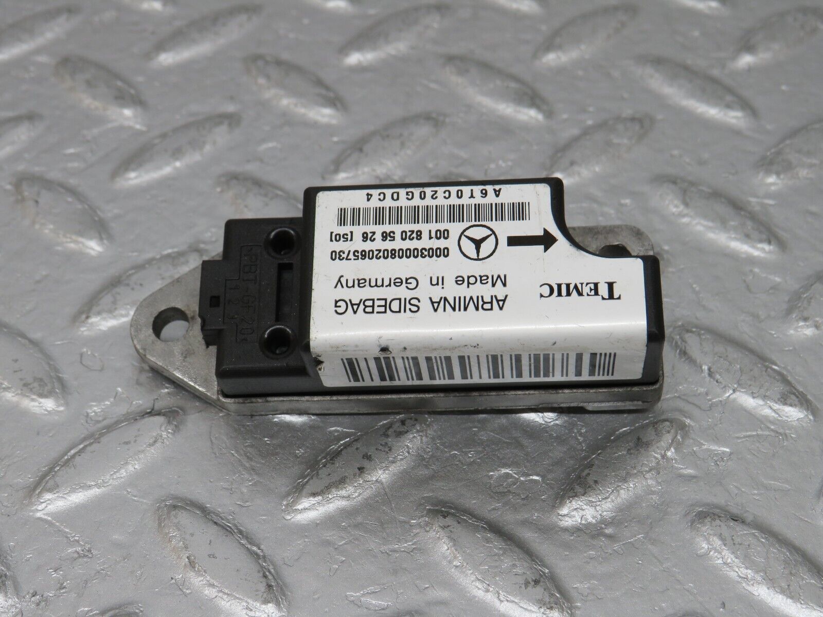 33170 Mercedes-Benz W210 Airbag Crash Sensor 0018205626