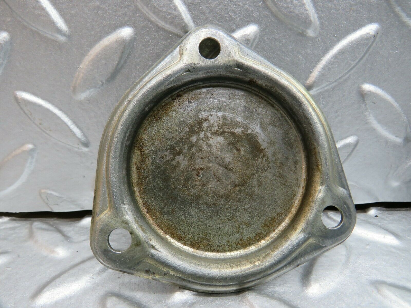 22260 Mercedes-Benz S123 280TE Wagon Camshaft Access Cover Plate