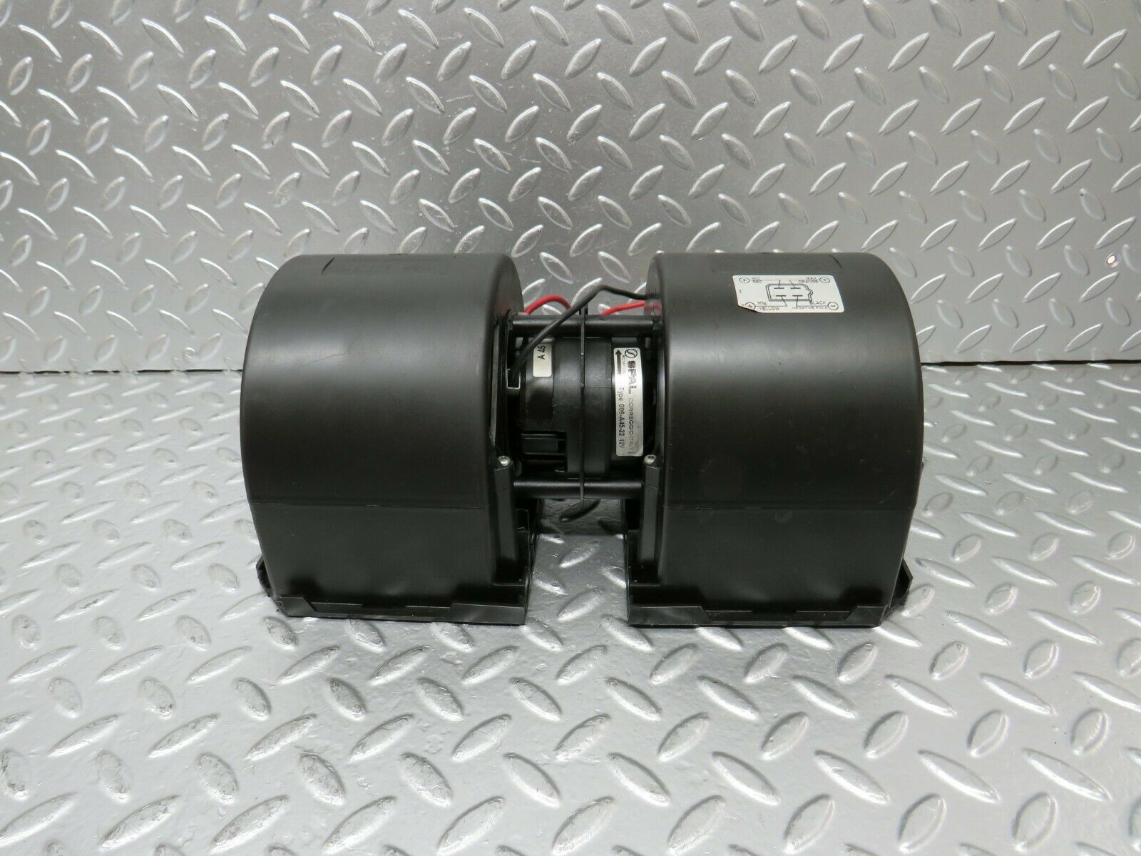 24336 Mercedes-Benz S124 220TE Wagon Heater Blower Motor With Housing 006-A45-22