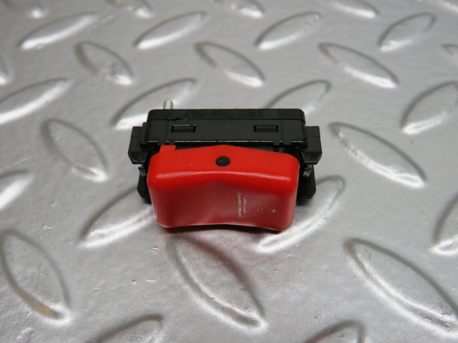24685 Mercedes-Benz W140 S320 Hazard Warning Light Switch 1408216451
