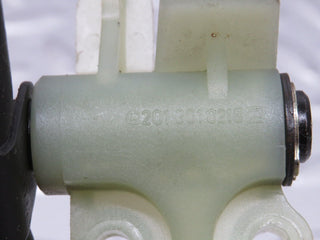 33727 Mercedes-Benz W201 190E 2.0L Accelerator Pedal Linkage 2013010218