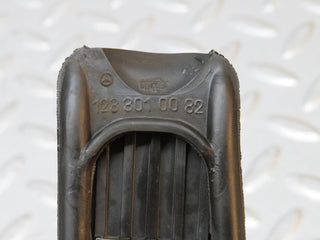 W124 Wagon accelerator pedal with rubber used OEM