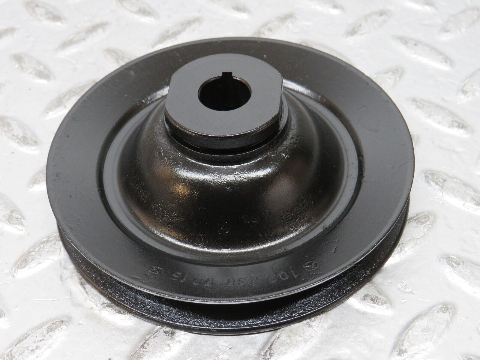 32149 Mercedes-Benz W123 230E Power Steering Pump Pulley 1022300015