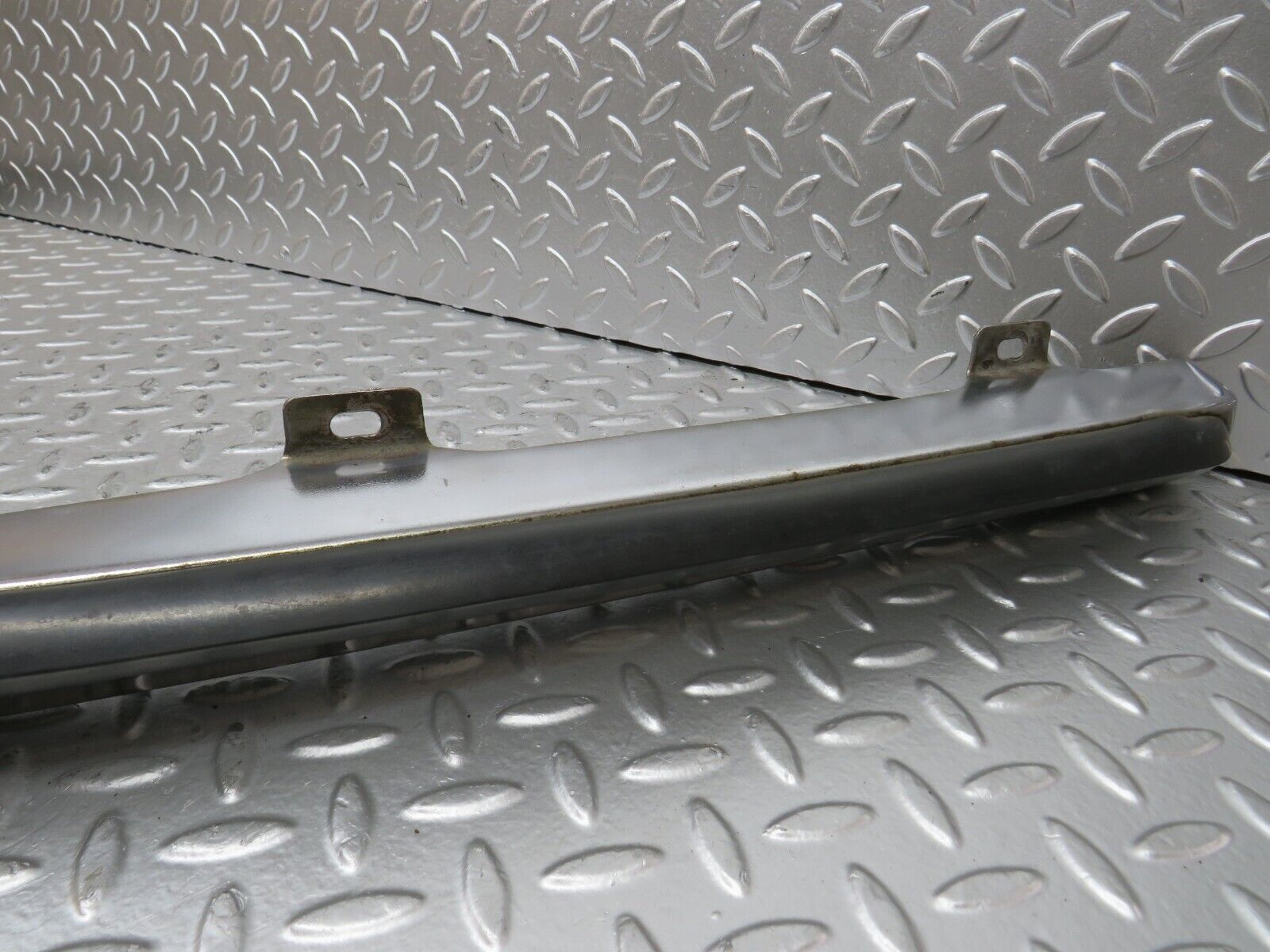 26347 Mercedes-Benz W116 450SE Rear Right Upper Bumper Chrome