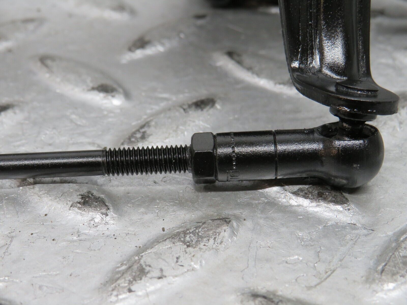 28459 Mercedes-Benz S123 240D Wagon Throttle Linkage