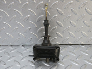 33904 Mercedes-Benz W124 260E Door Lock Vacuum Actuator Rear Right