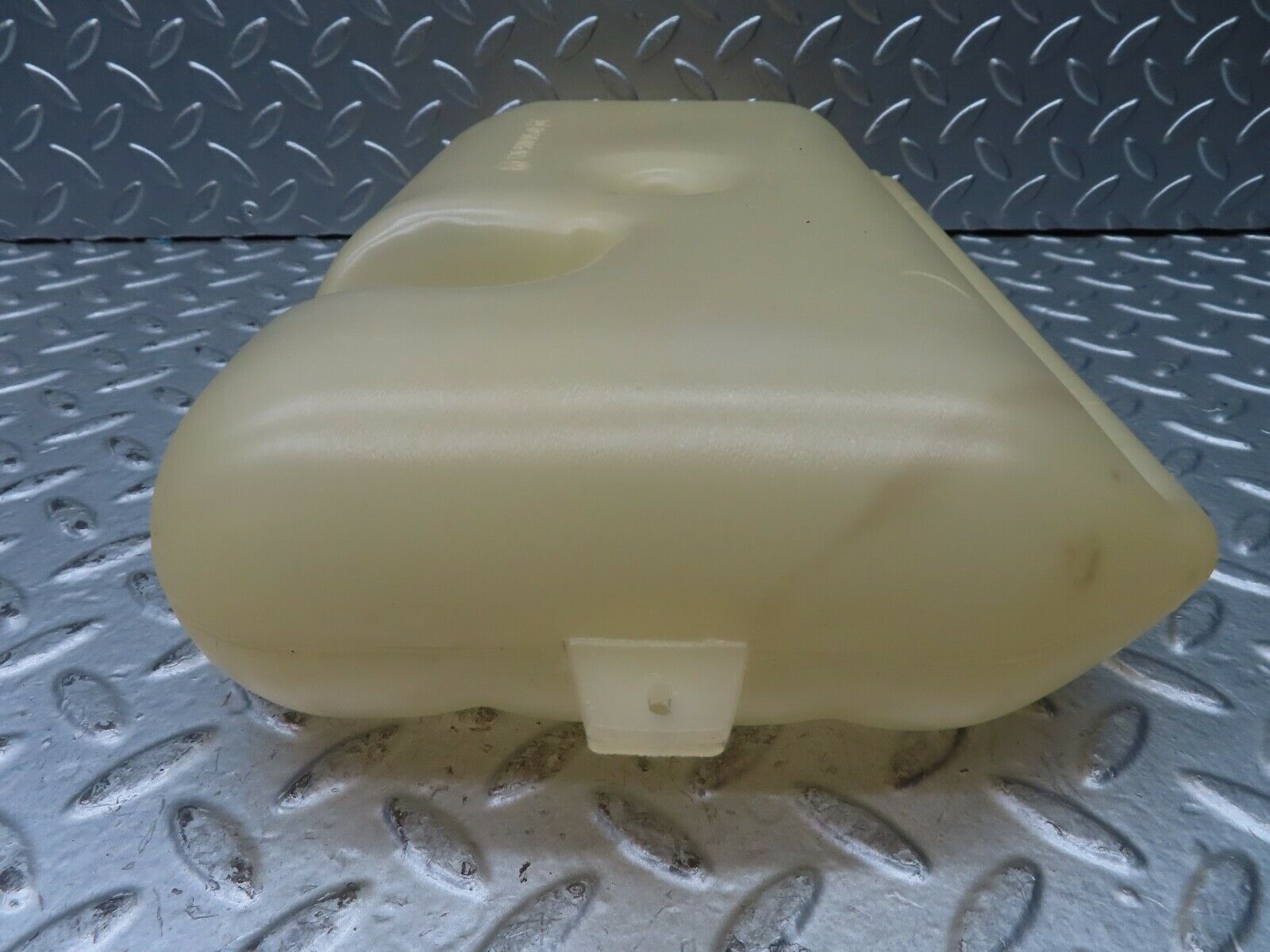 21536 Mercedes-Benz W126 300SE Coolant Expansion Tank 1265000549