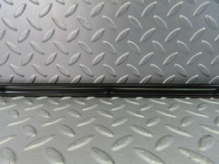 10272 Mercedes-Benz W123 Front Right Fender Wing Centre Moulding Trim