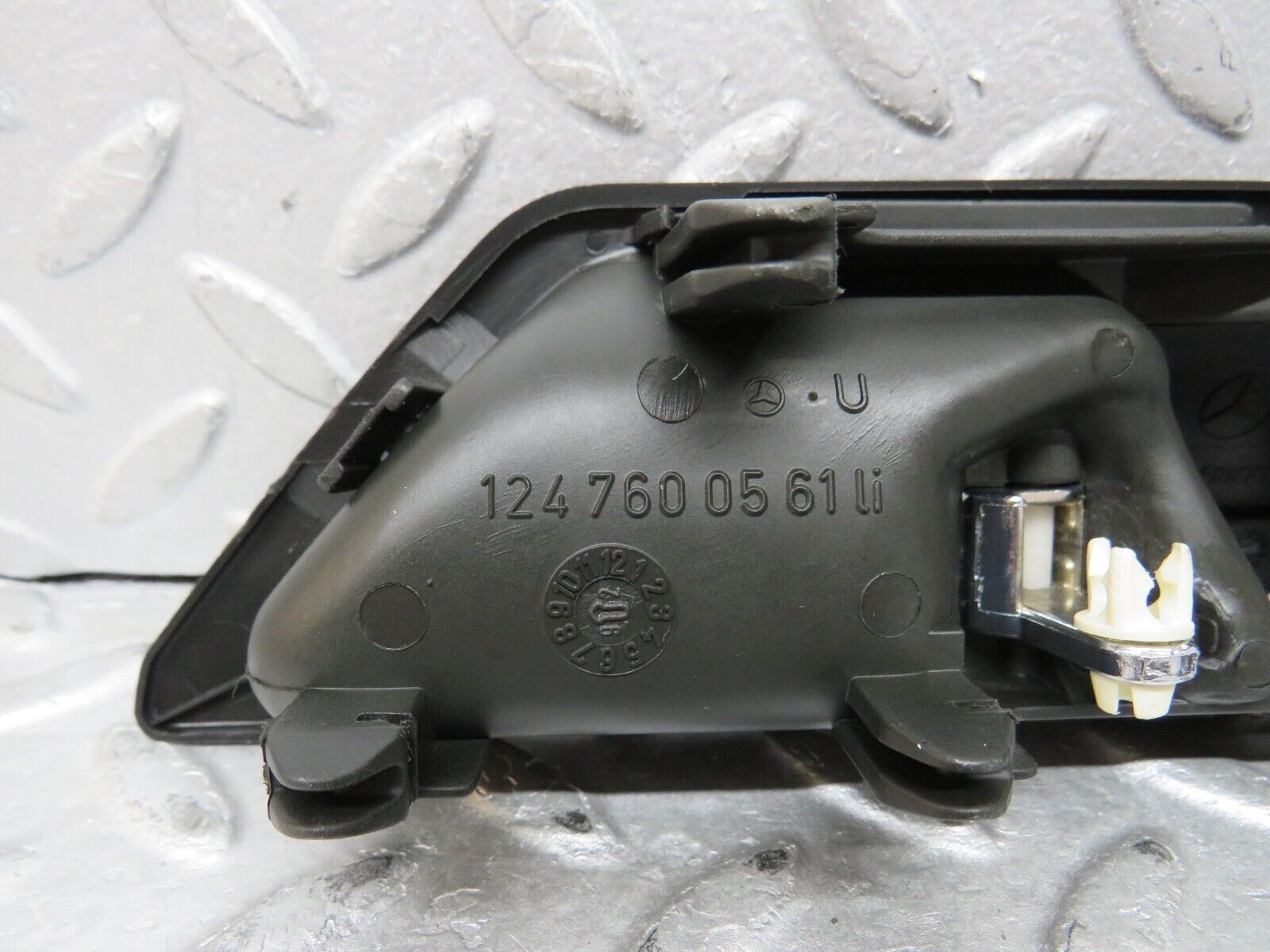 37768 Mercedes-Benz A124 320E Cabriolet Interior Door Handle Left 1247600561