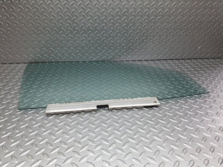 41409 Mercedes-Benz W124 200E Front Right Door Window Glass