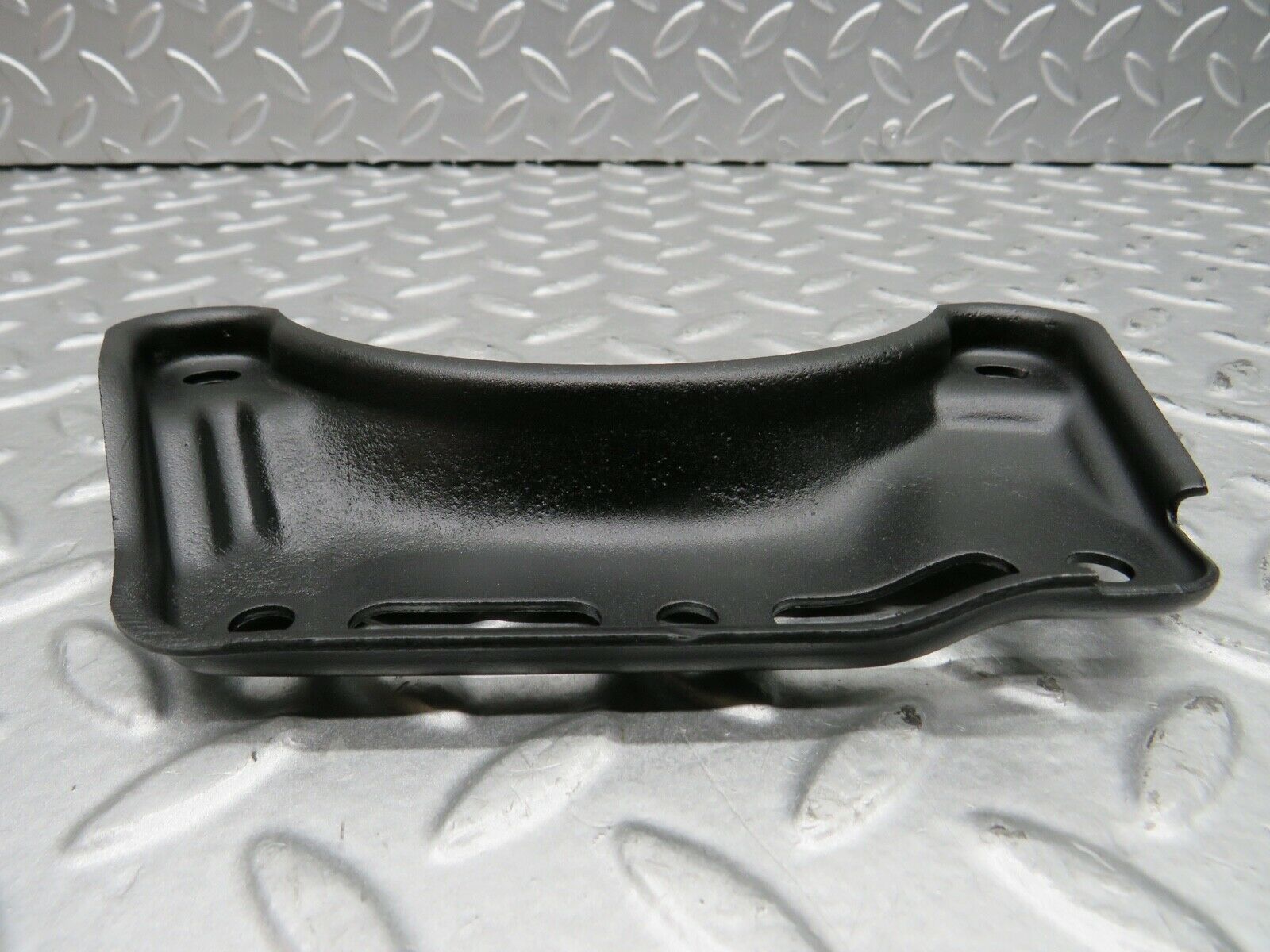 21771 Mercedes-Benz W126 300SE Belt Tensioner Bracket Holder 1032021240