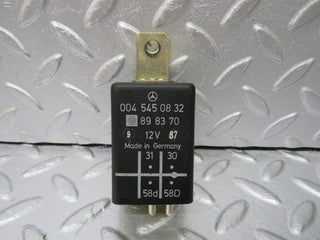 34055 Mercedes-Benz W124 260E Instrument Cluster Light Relay 0045450832