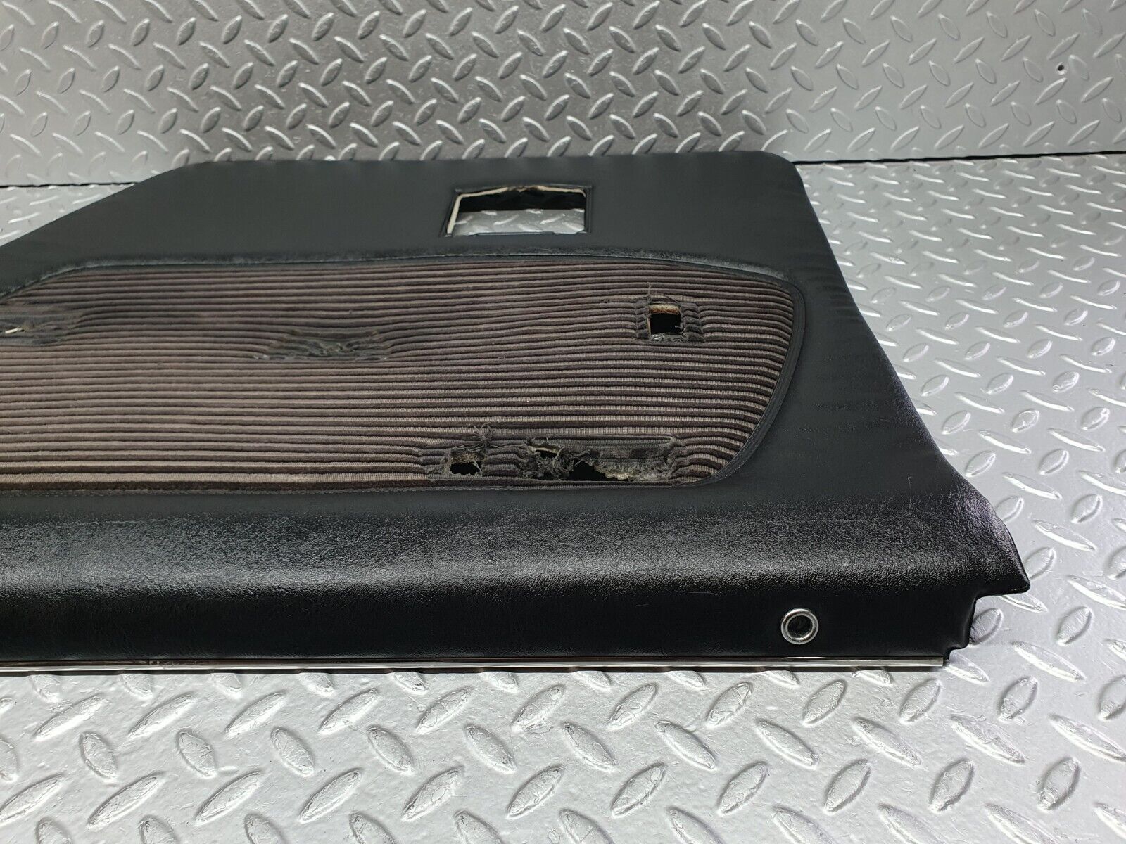 40813 Mercedes-Benz W123 300D Rear Right Door Card Black