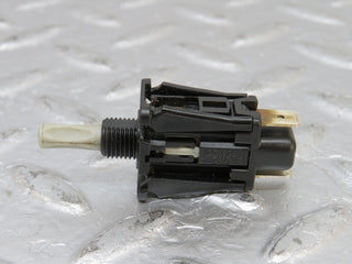 33323 Mercedes-Benz W202 C180 Door Contact Switch 2018202120