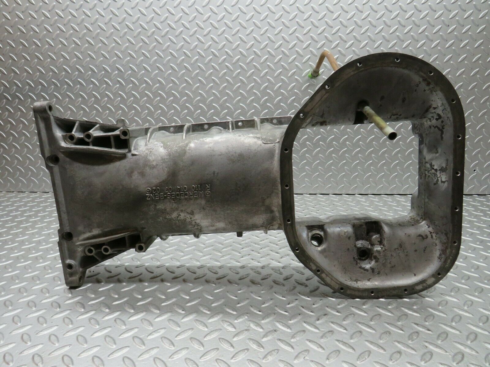 22228 Mercedes-Benz S123 280TE Wagon Oil Pan Oil Sump 1100140702