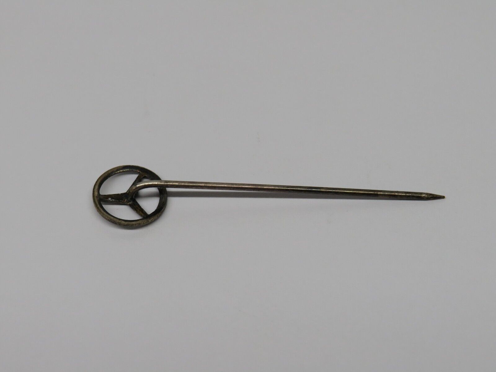 37495 Mercedes-Benz Vintage Lapel Pin Badge