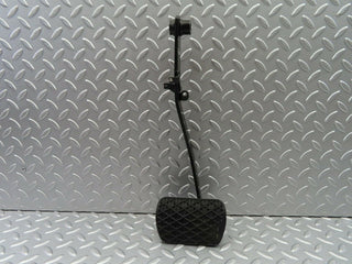 W124 Wagon brake pedal used OEM
