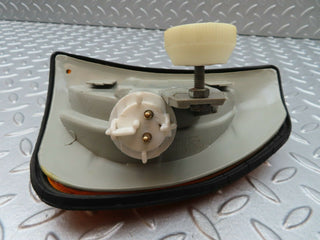 3910 Mercedes-Benz S123 200T Wagon Indicator Light Right