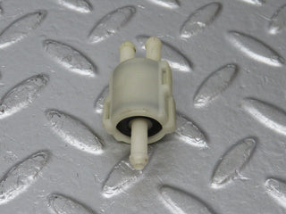 33825 Mercedes-Benz W201 190E 2.0L Windscreen Washer Fluid Distributor