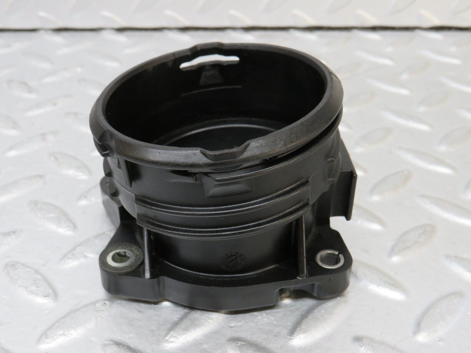 35143 Mercedes-Benz W221 Air Intake Sensor Housing 6420900144