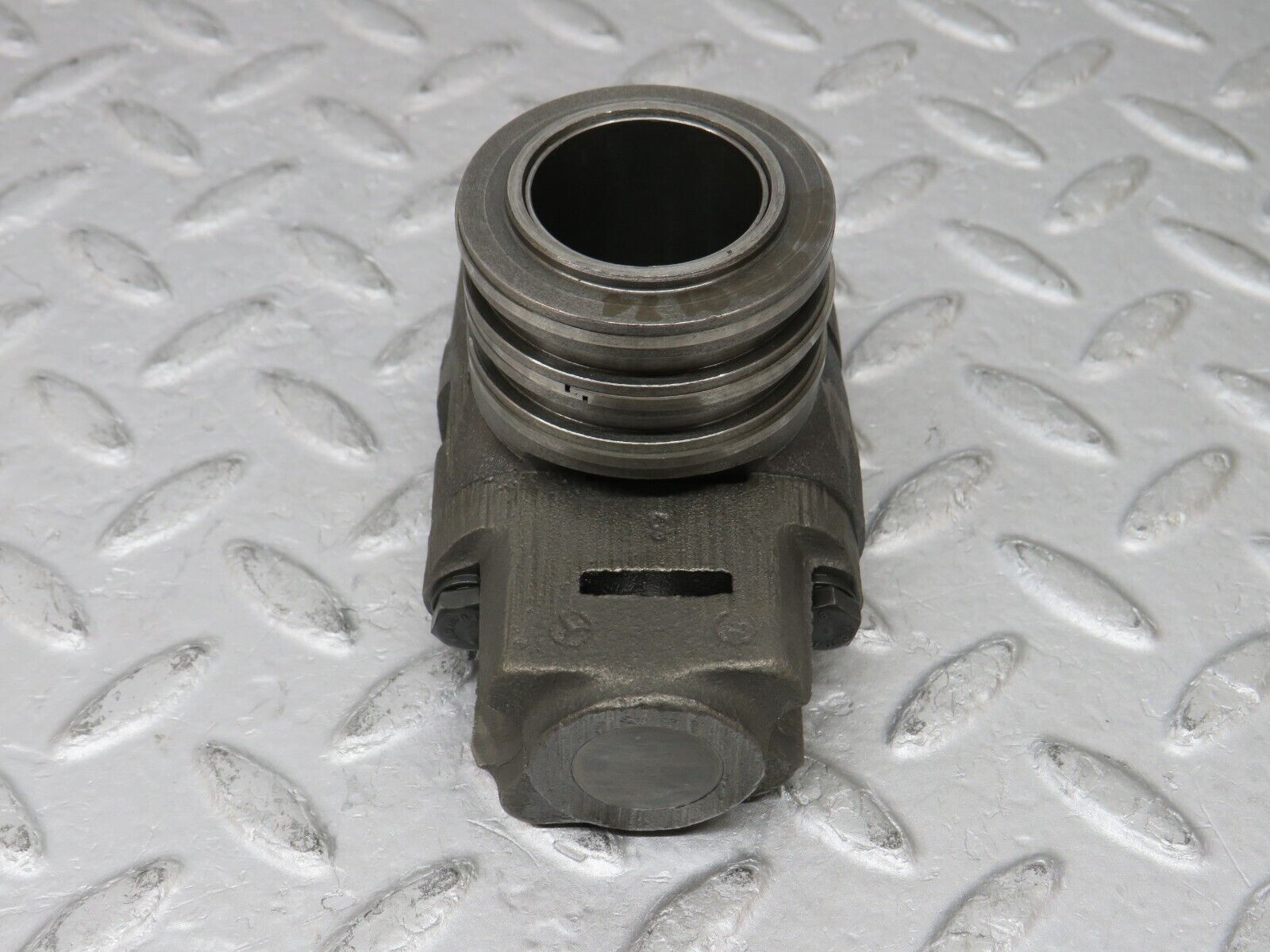 36411 Mercedes-Benz R107 450 Automatic Gearbox Governor 722.002