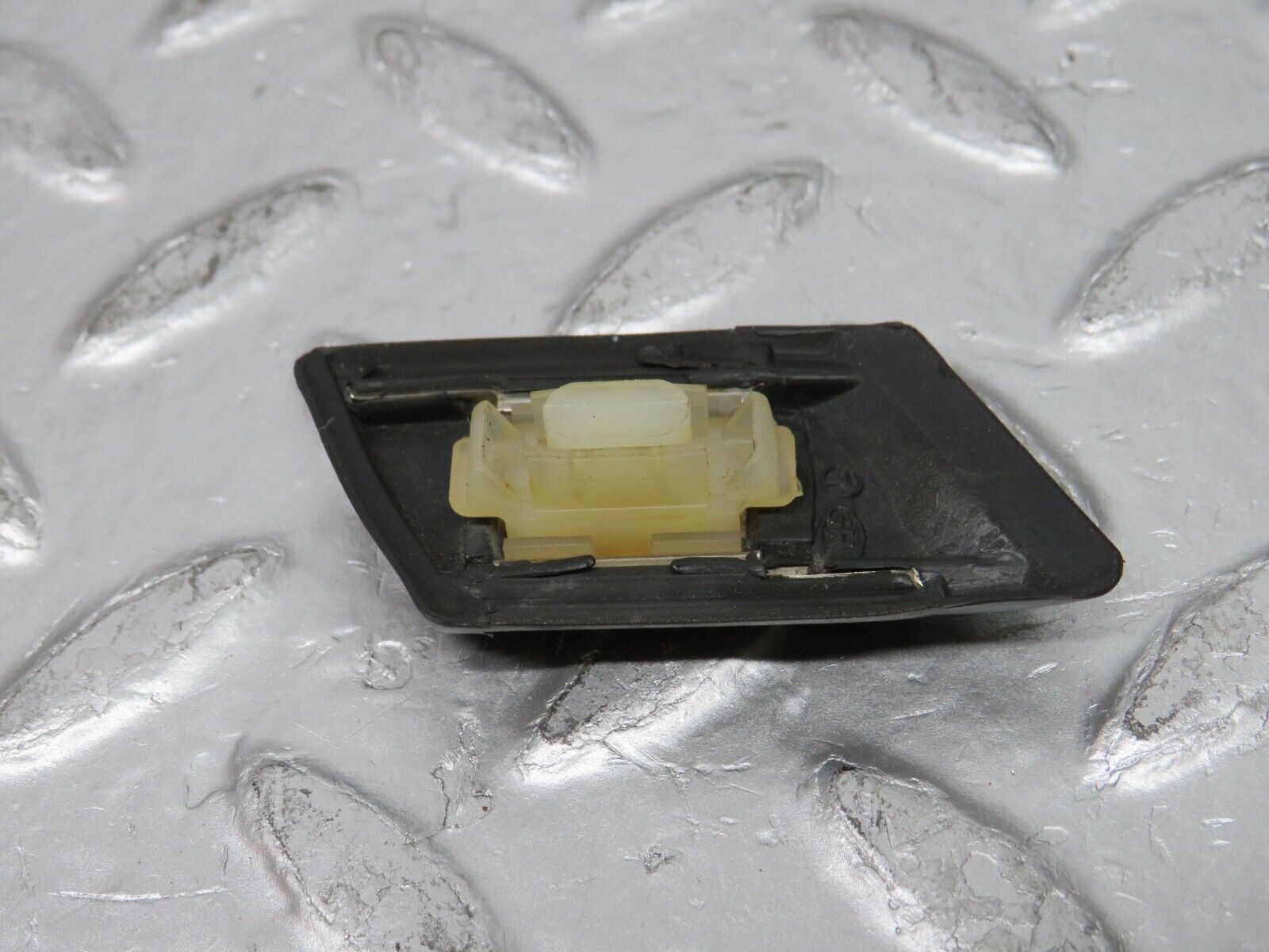 30719 Mercedes-Benz W201 190E 2.0L Rear Left Centre Moulding Trim