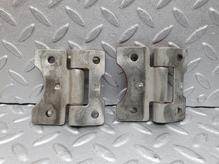 40948 Mercedes-Benz W126 300SE Door Hinge Pair Left 1237200037