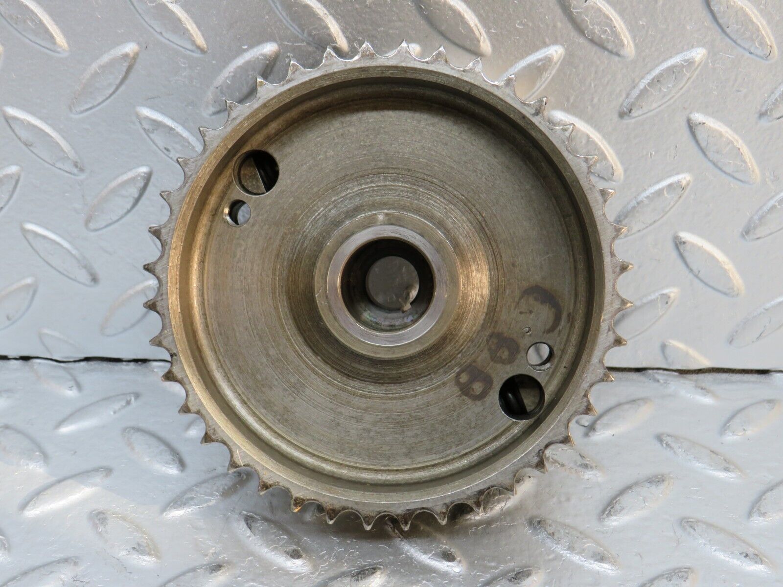 0333 Mercedes-Benz W123 220D Injection Pump Gear Sprocket