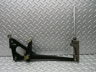 22072 Mercedes-Benz S123 280TE Wagon Handbrake Regulator