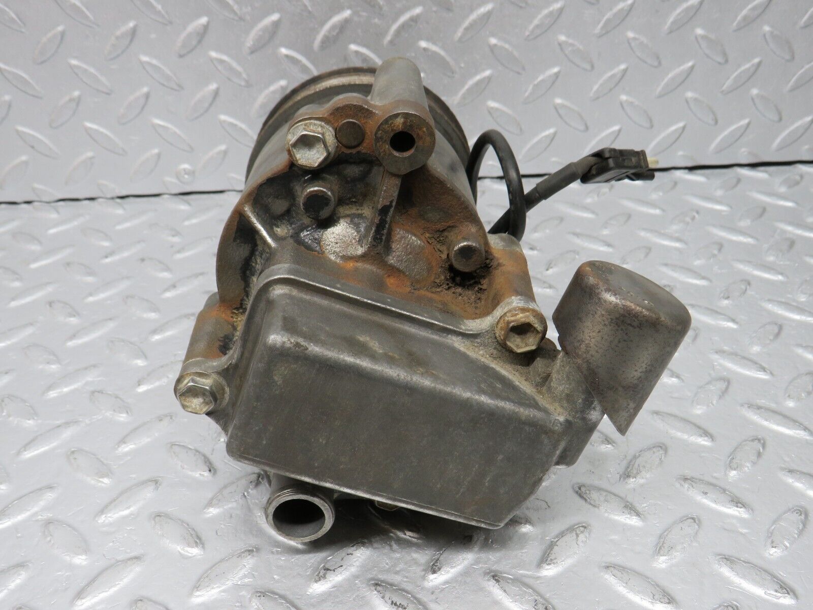 38624 Mercedes-Benz R129 280SL Coupe Exhaust Secondary Air Pump Denso 0001402685 1041400081