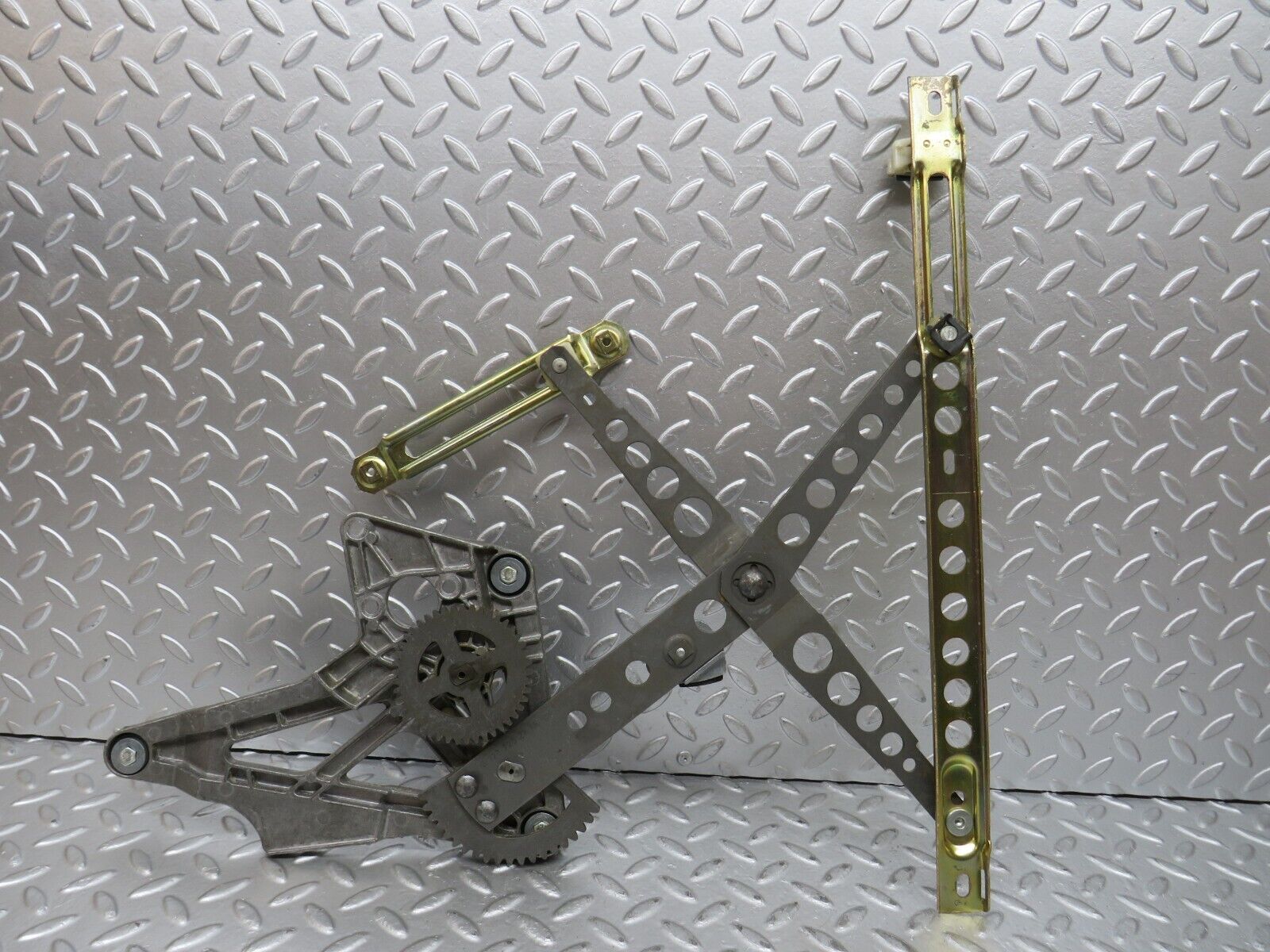 28016 Mercedes-Benz W123 280E Front Left Power Window Regulator 1237202746