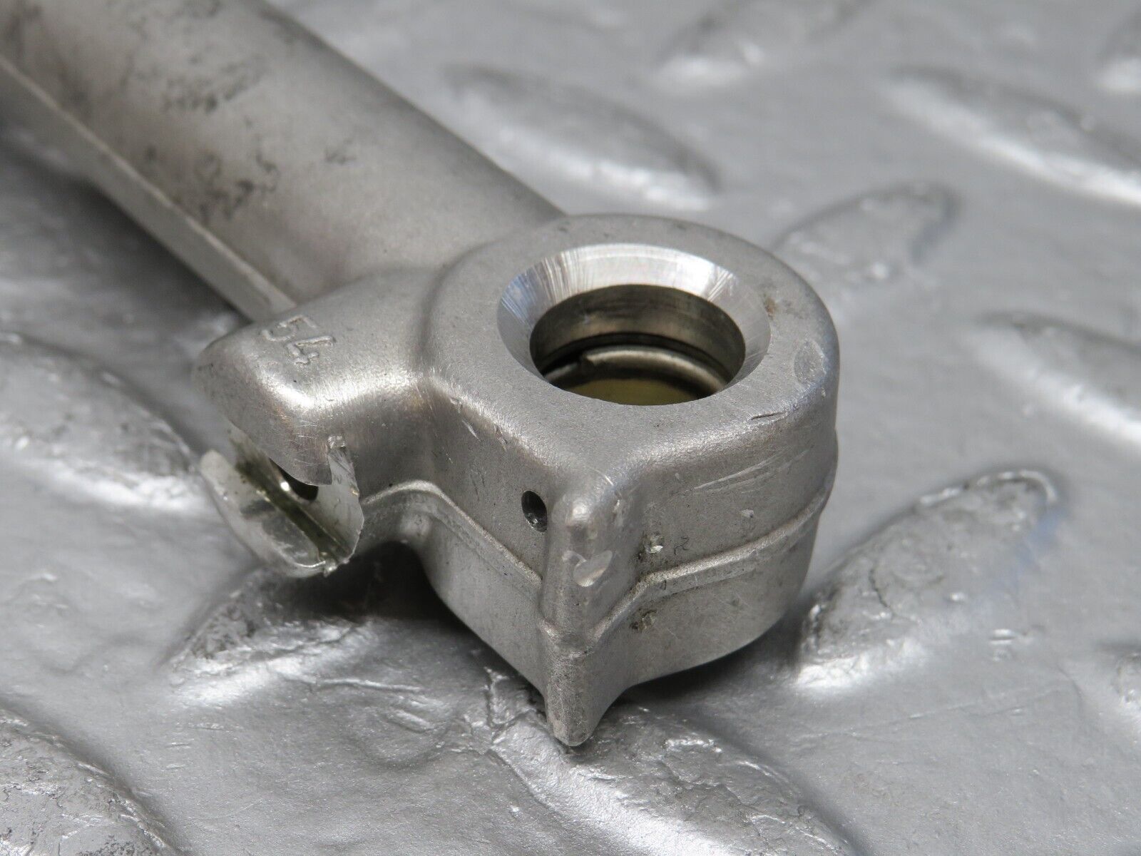 37821 Mercedes-Benz A124 320E Cabriolet Soft Top Hydraulic Actuator Left Side 1248000372