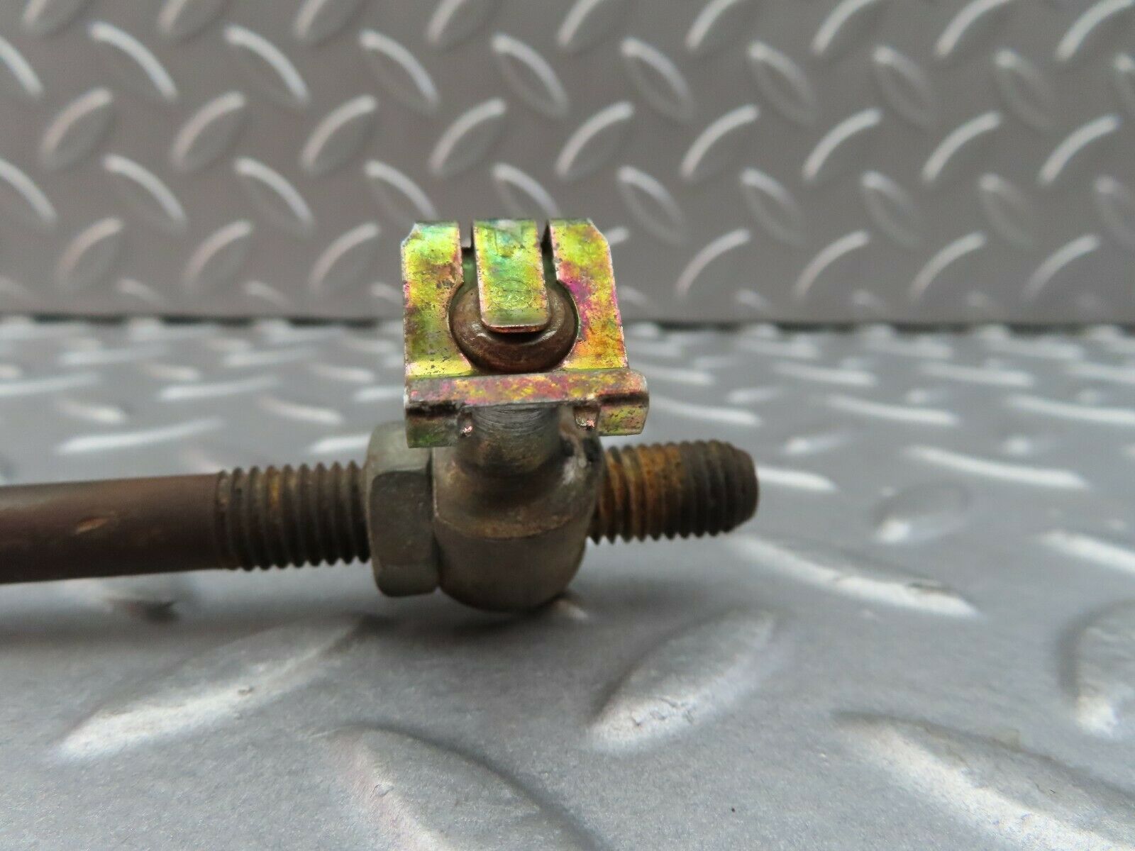 5941 Mercedes-Benz W124 230E Automatic Gear Selector Shifting Rod