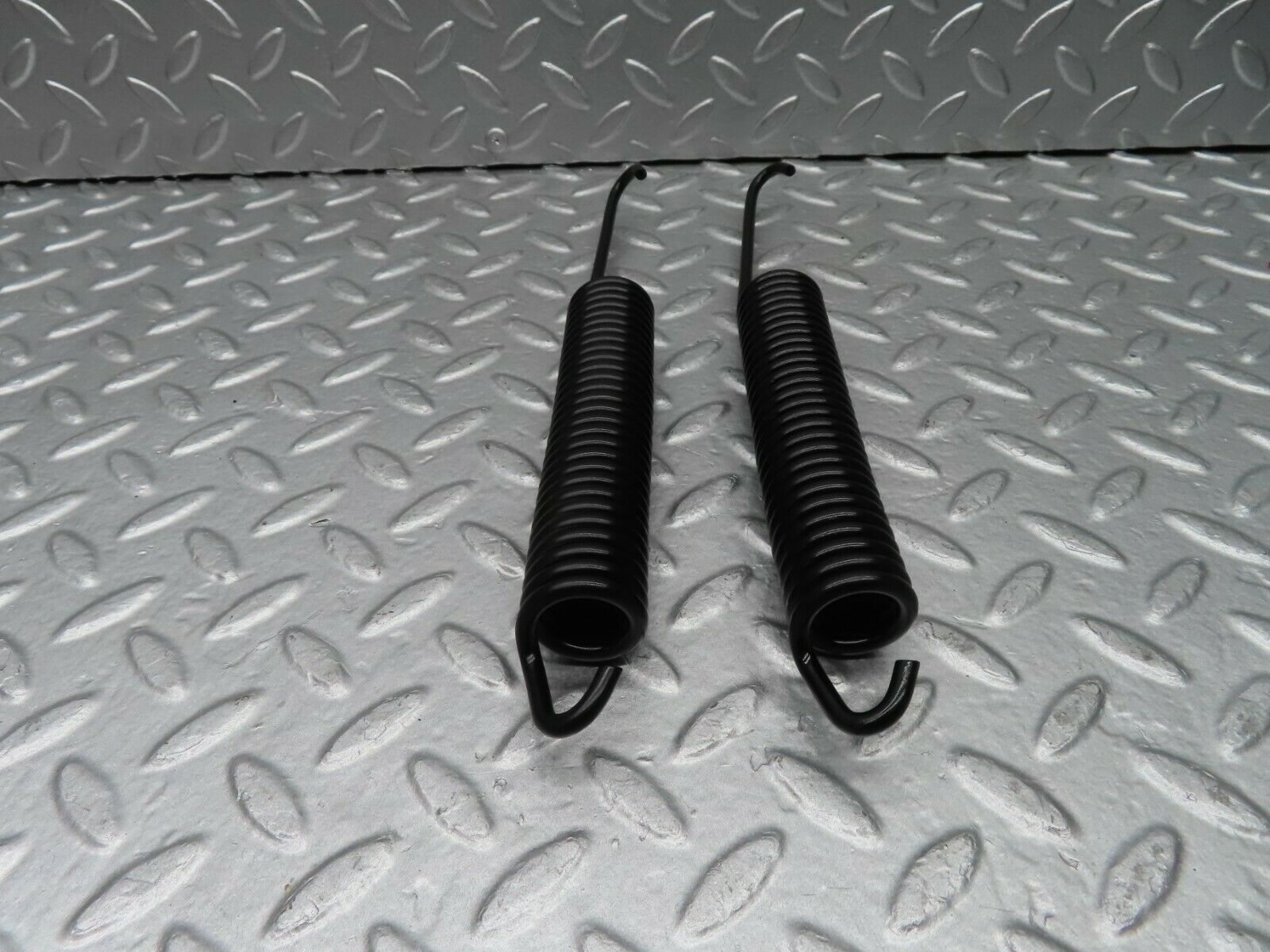 19828 Mercedes-Benz W108 280SE Bonnet Hinge Spring Set