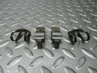 W114 valve rocker arm with retaining spring used OEM