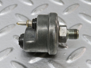 34244 Mercedes-Benz W124 260E Oil Pressure Sensor 0065429417