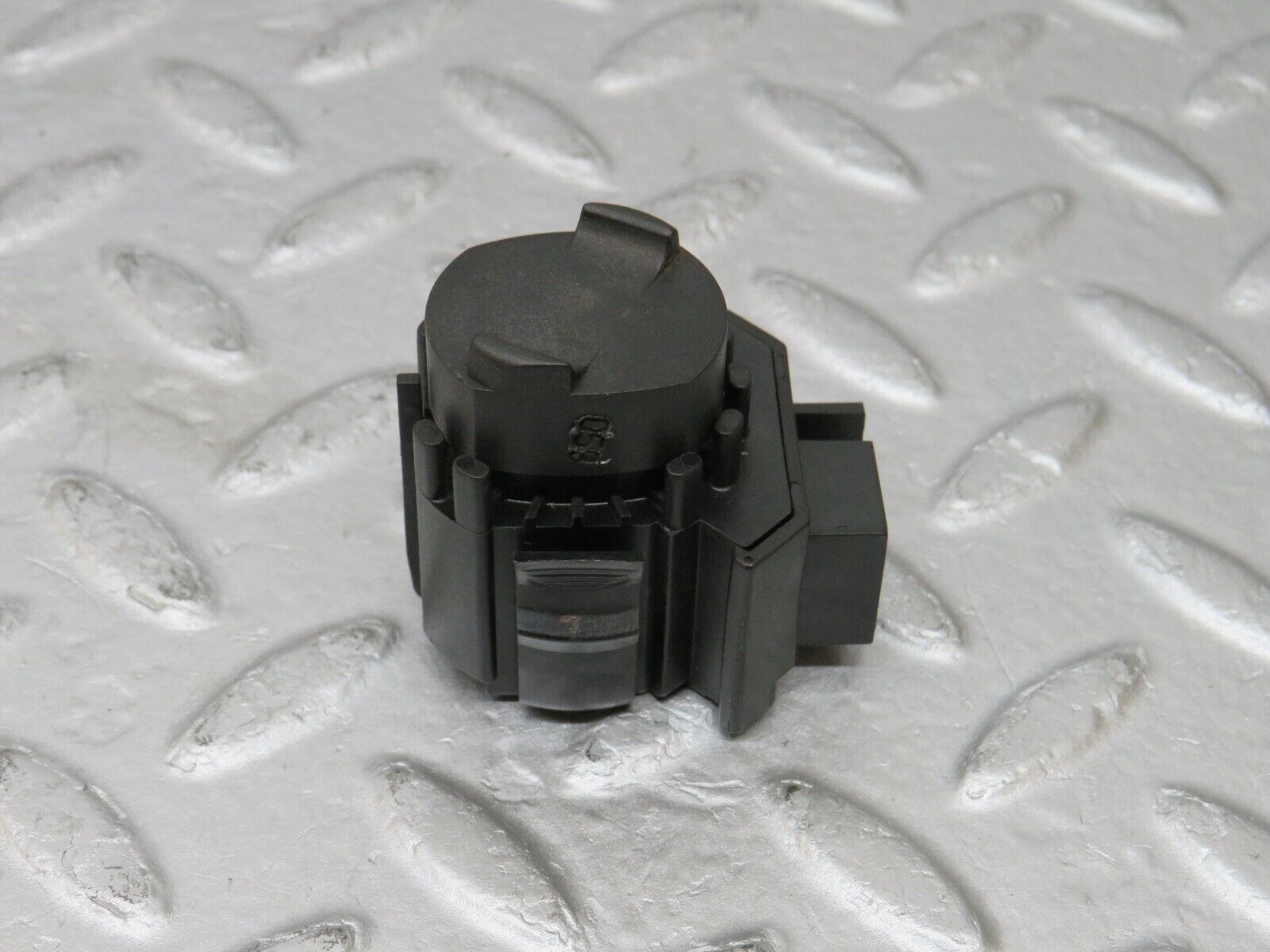 36695 Mercedes-Benz W201 190E 2.0L Kick Down Switch 0025452214