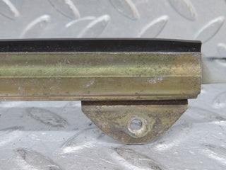 W108 front right door window glass used OEM