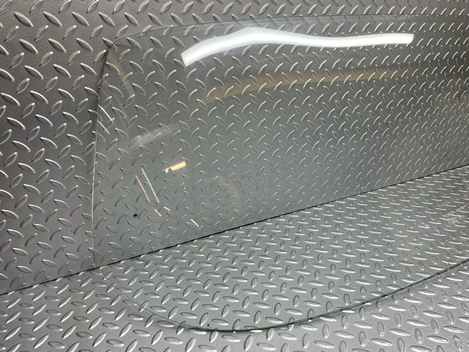 40334 Mercedes-Benz W110 230 Front Windscreen Glass