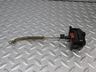34333 Mercedes-Benz C126 380SEC Coupe Trunk Lock Vacuum Actuator