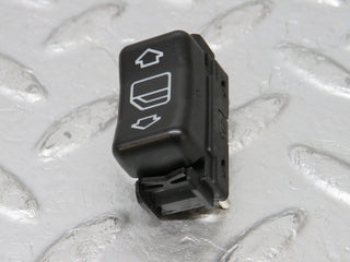 33321 Mercedes-Benz W202 C180 Electric Window Switch Right 2028205210