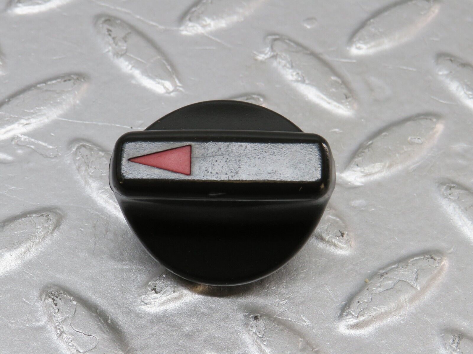 40573 Mercedes-Benz W123 300D Heater Control Knob Set