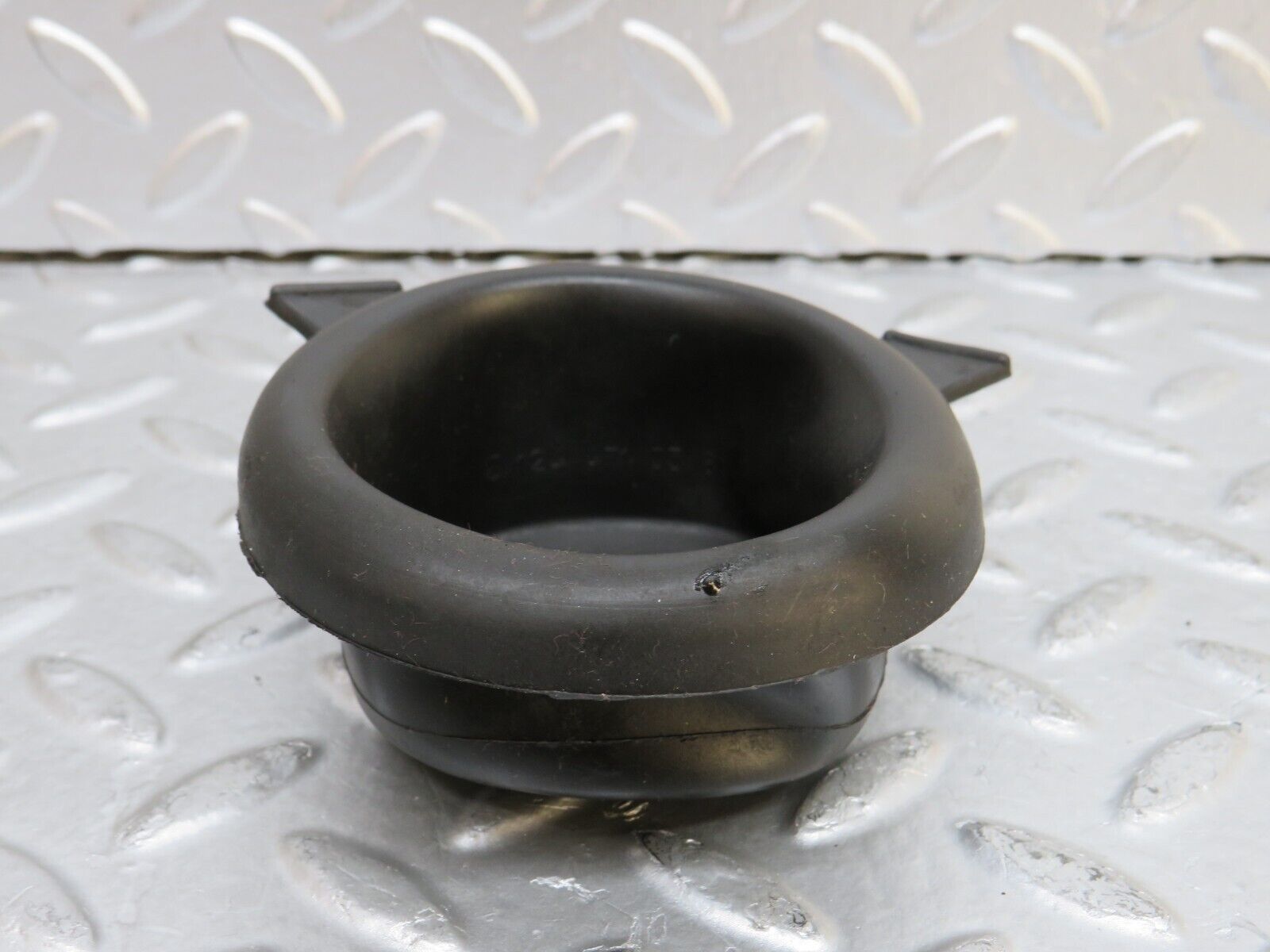 29446 Mercedes-Benz W124 230E Fuel Tank Rubber Seal 1244710381
