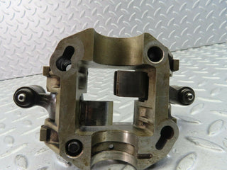 8576 Mercedes-Benz S123 Rocker Arms Camshaft Bearing Block 1020512110