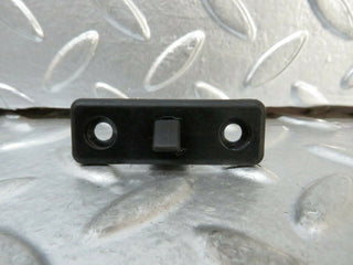 R107 SLC glove box lock used OEM