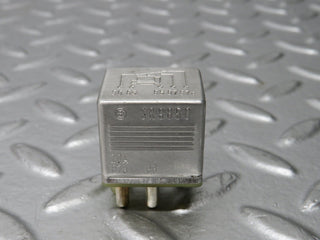 31232 Mercedes-Benz S124 220TE Wagon Multi Purpose Relay 0015420219