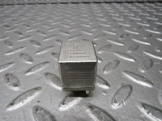 28665 Mercedes-Benz W123 230E Multi Purpose Relay 0015420219
